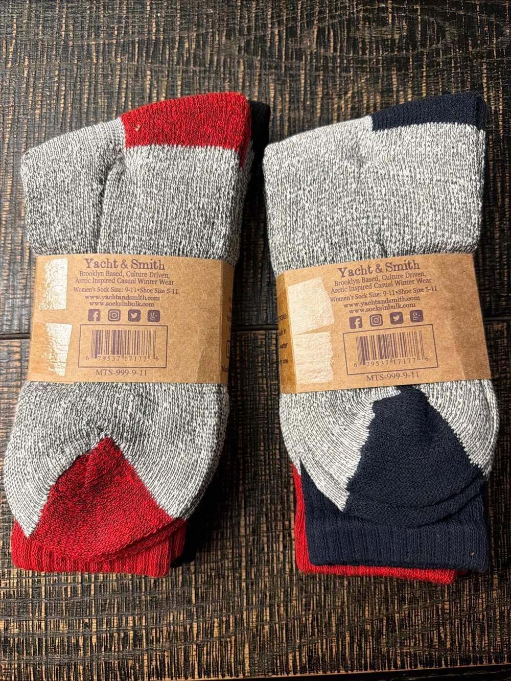 2 pack of 3 set of Women’s shoes size 9-11 Thermal Crew Socks - Black & Gray